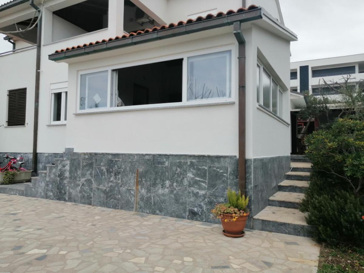 Holiday Home Vjeka 라브 외부 사진