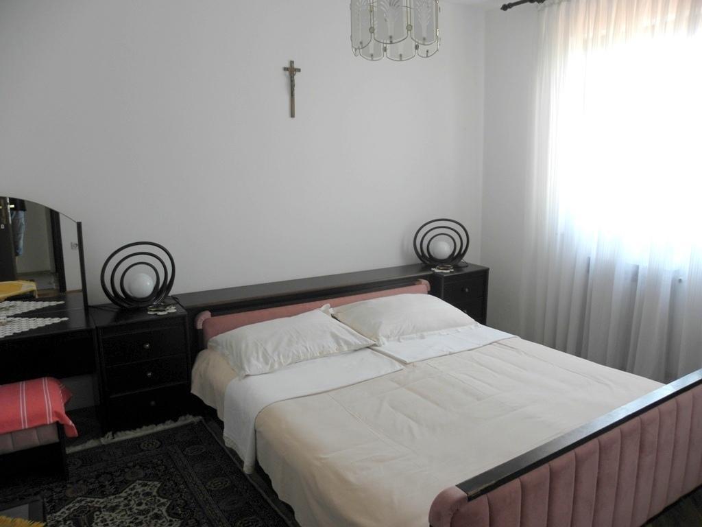 Holiday Home Vjeka 라브 객실 사진